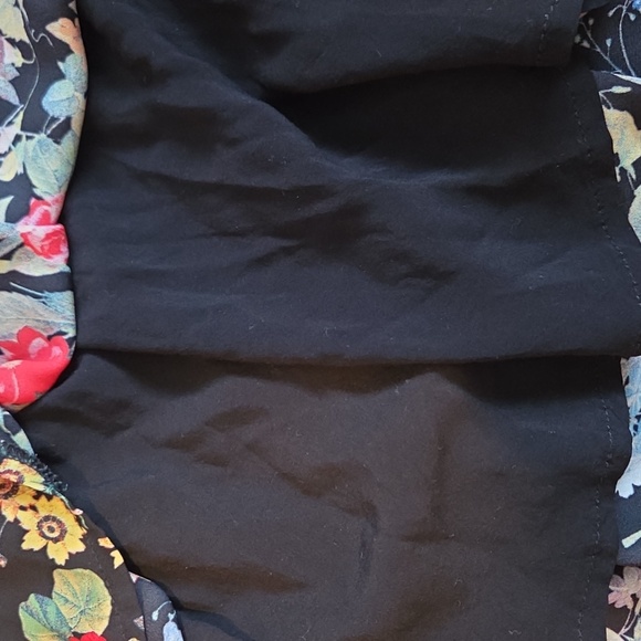 Cherry Bobin Floral Flared Mini Skirt - Picture 4 of 5